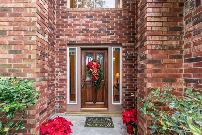 Building Photo - 9815 Rock Pass Dr