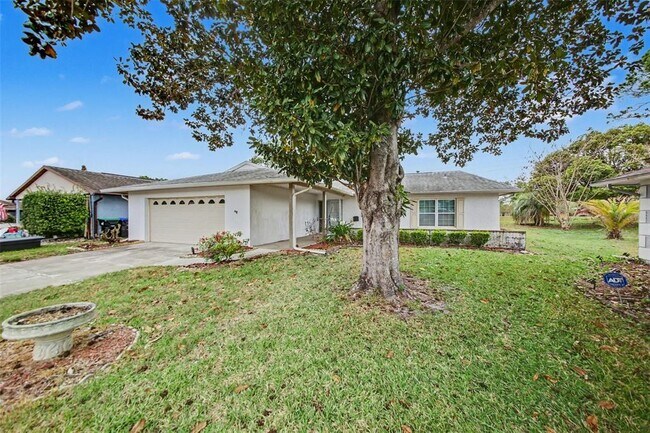 Foto del edificio - 5033 Loyola Ln