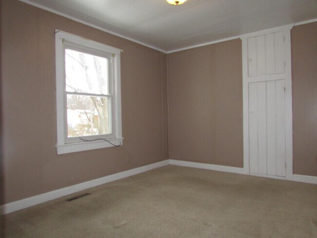 Bd 2 - 224 W 13th St