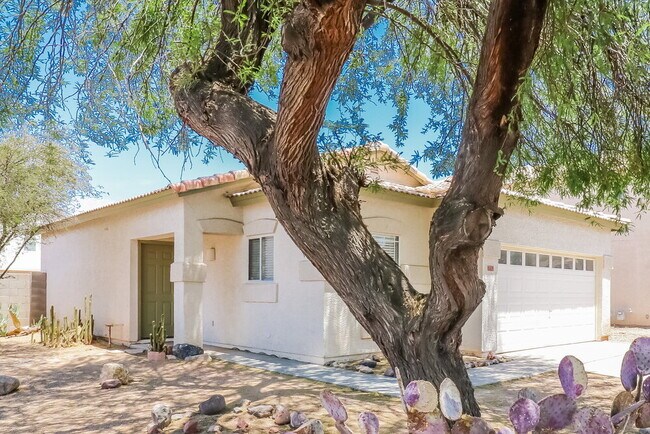 Building Photo - 13178 W Calavar Rd