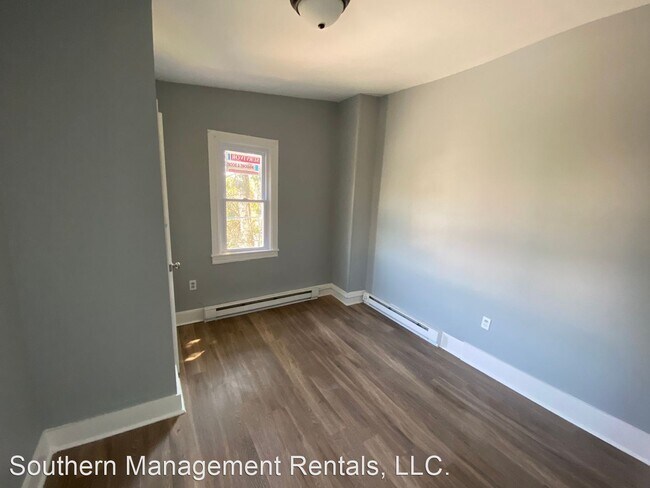 Building Photo - 3 br, 1 bath House - 417 S. Albemarle St 2...