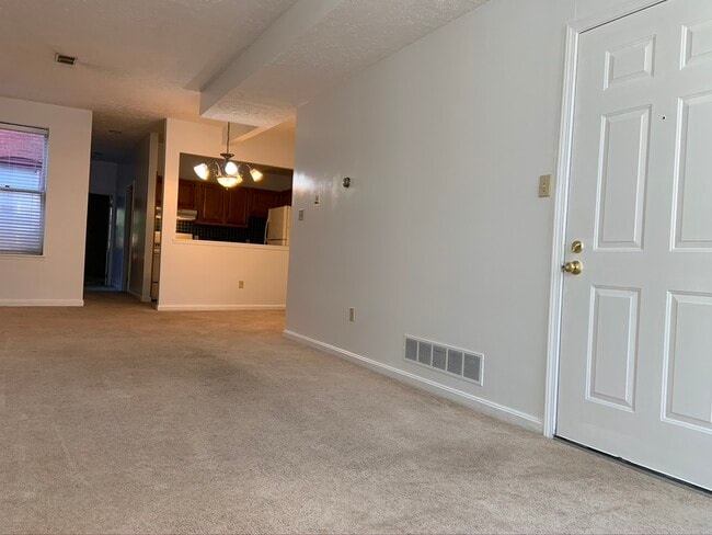 Building Photo - 306 Jacksonia St