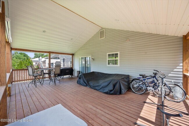 Foto del edificio - 4429 Baygarden Ct