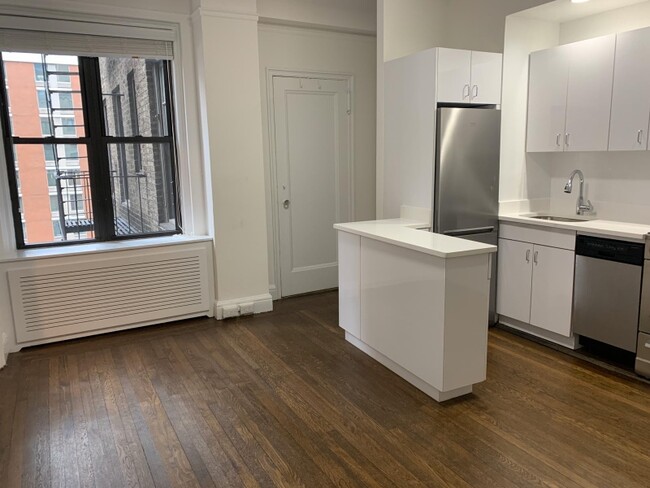 Photo - 196 Wayland Ave Apartment