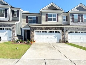 Building Photo - 915 Haybeck Ln