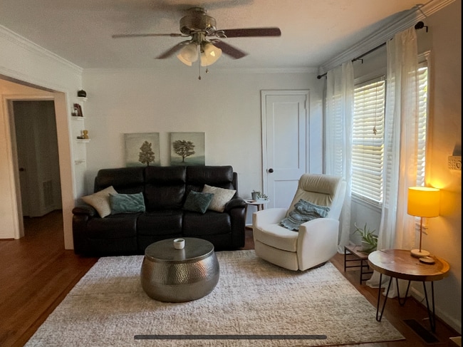 Photo - 1659 Dresden Dr NE House