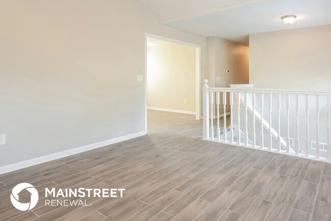 Foto del edificio - 170 Oak Landing Dr S