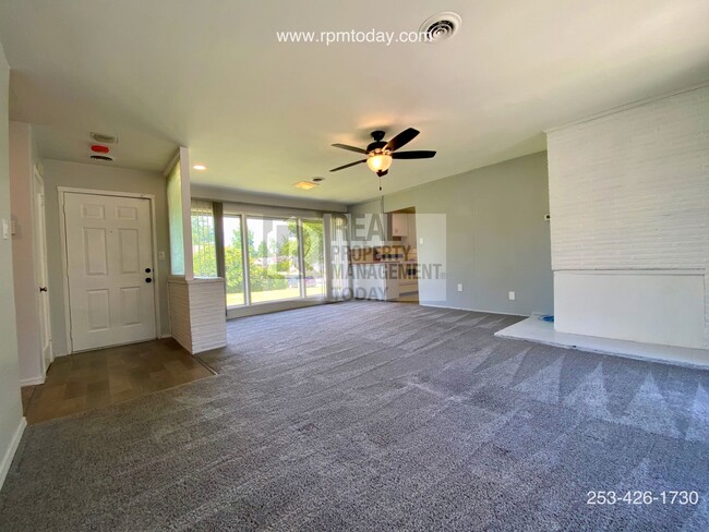 Foto del edificio - Charming 3 Bedroom Rambler in Tacoma!