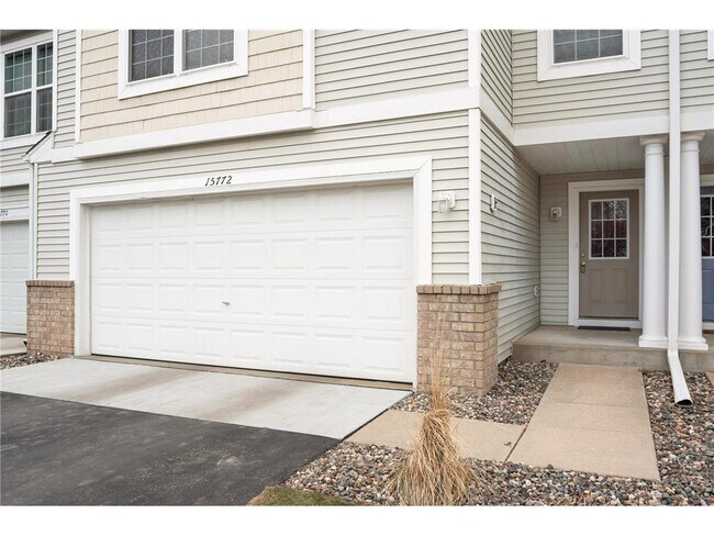 Building Photo - 15772 Flan Ct