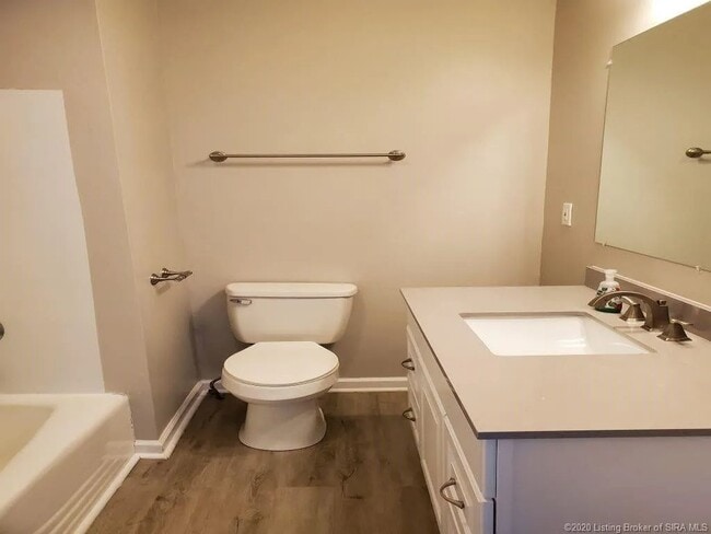 Building Photo - 504 Crestview Ct