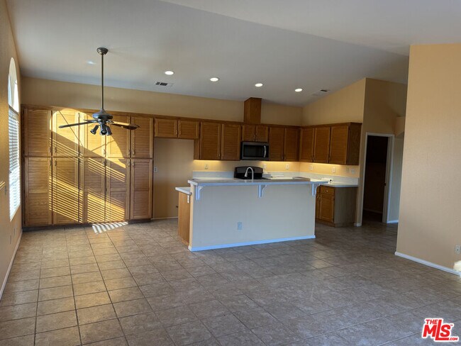 Building Photo - 26224 Huxley Dr