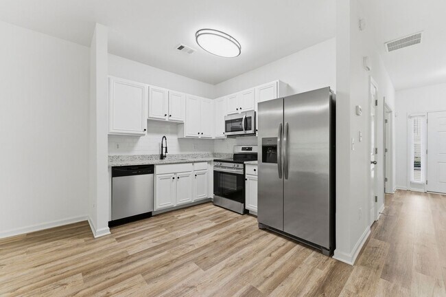 Foto del edificio - 585 McWilliams Rd SE