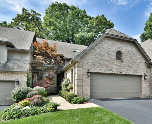 Primary Photo - 1386 Medinah Dr