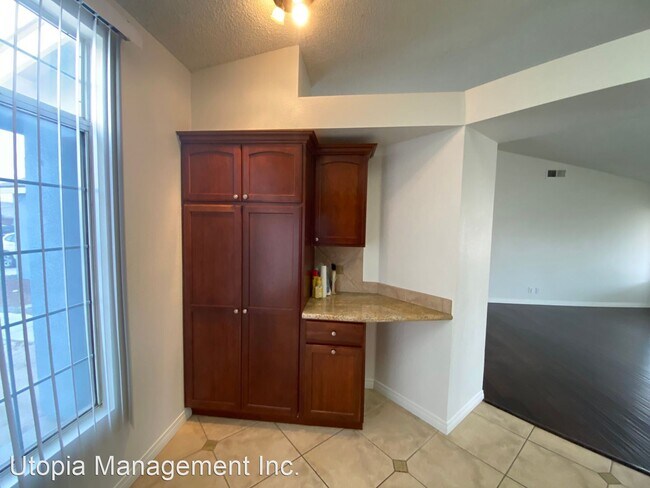 Building Photo - 3 br, 2 bath House - 3840 Springfield Ct.