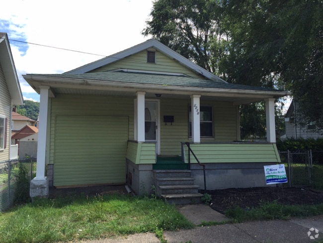 Building Photo - 1716 Globe St