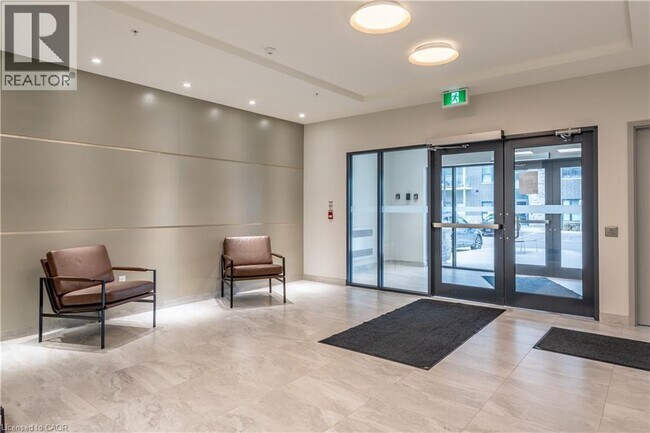 Photo du bâtiment - 1101 Lackner Pl