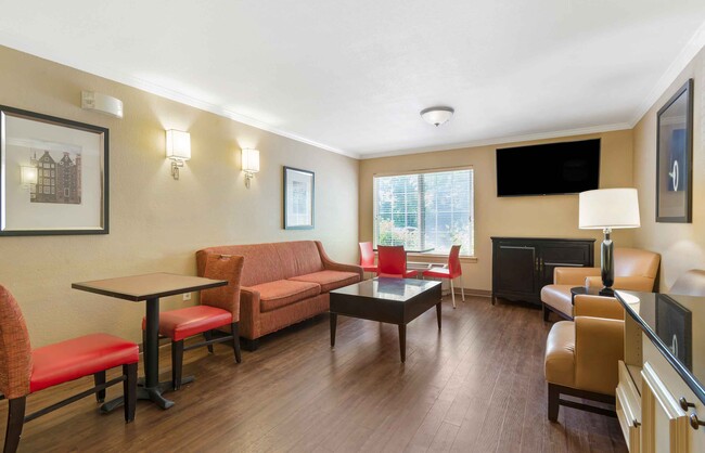 Lobby and Guest Check-in - Furnished Studio - Whippany