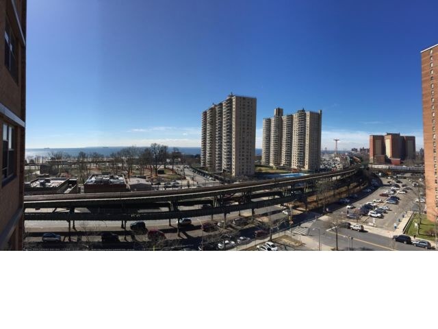 Foto principal - 2915 W 5th St