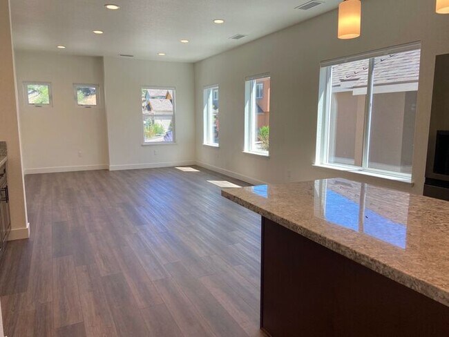 Building Photo - Built 2023 NW Reno 3 Bedroom House - Downs...