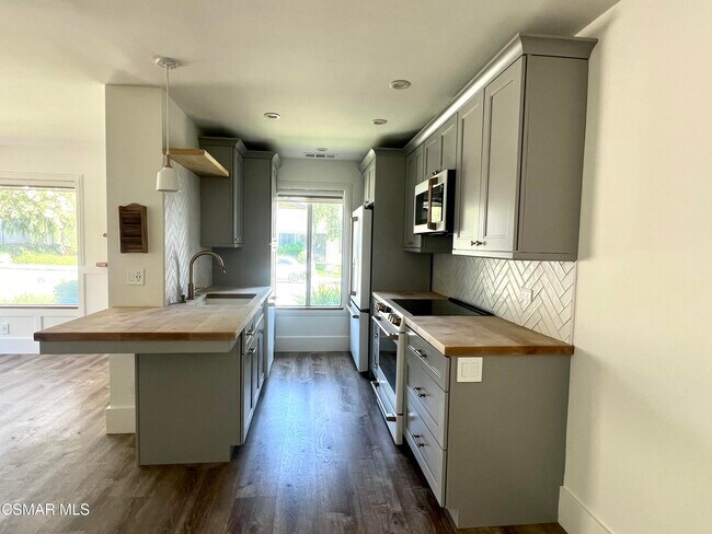 Foto del edificio - 1735 Orinda Ct