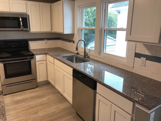 Foto del edificio - 2155-2157 Wascana Avenue