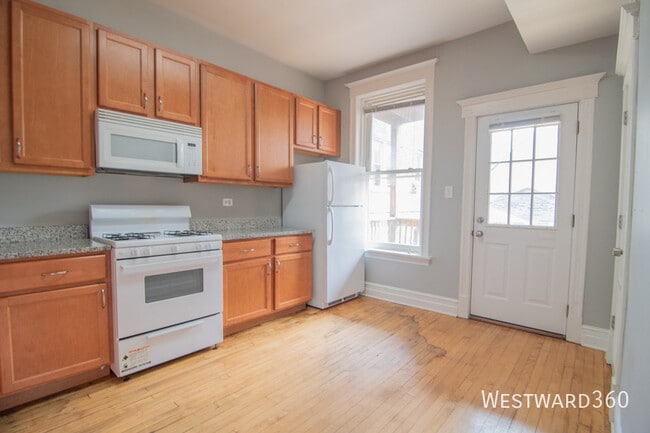 Foto del edificio - 2844 N Whipple St