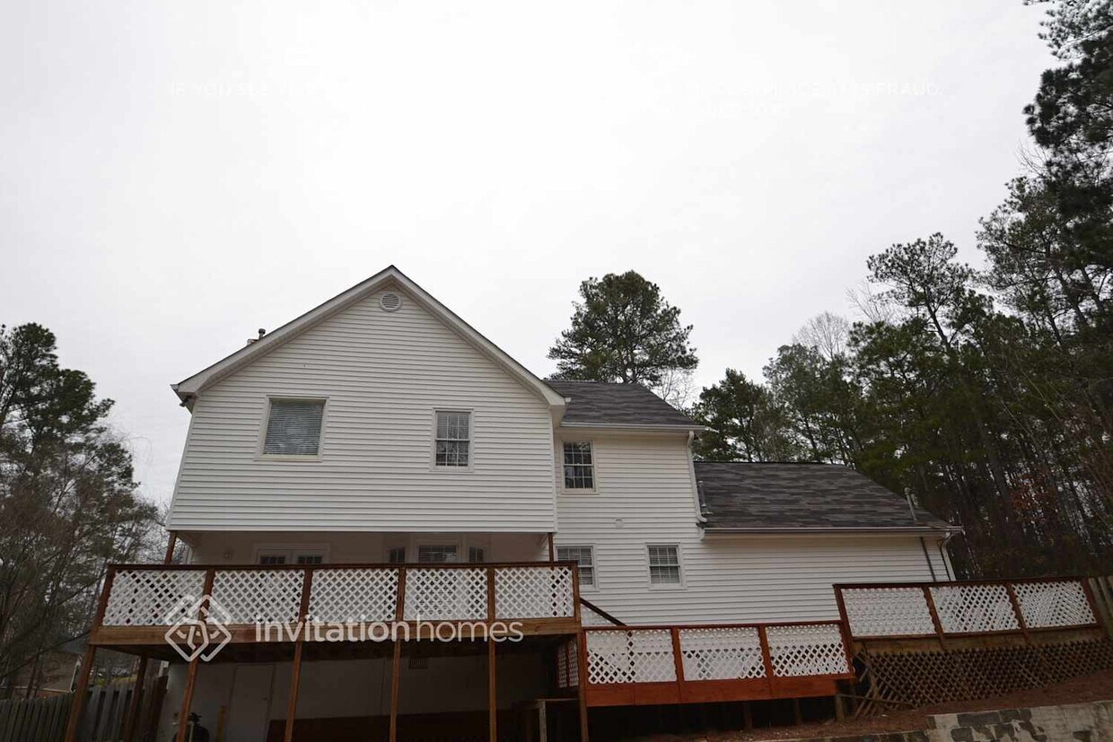 Foto del edificio - 305 Hilo Rd