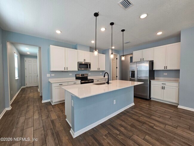 Building Photo - 2561 Renegade Ln