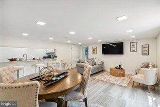 Building Photo - 311 Old Rodgers Rd