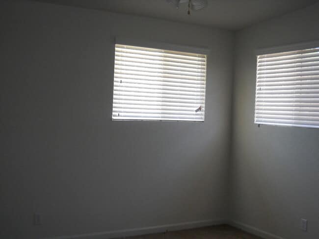 Foto del edificio - Remodeled and updated home offering nice amenities.
