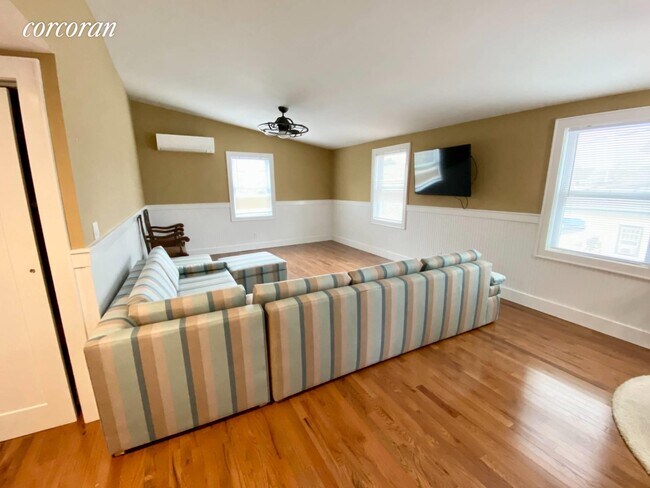 Foto del edificio - 140 Jessup Ave