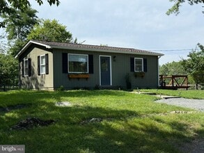 Building Photo - 857 Page Brook Ln