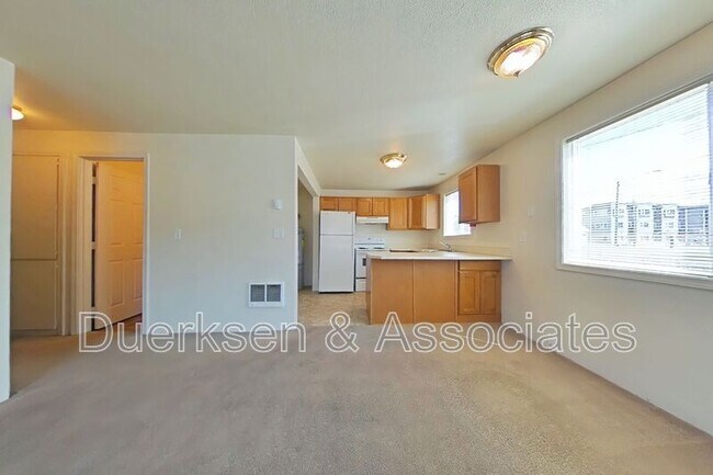 Foto del edificio - 1970 NW Kings Pl