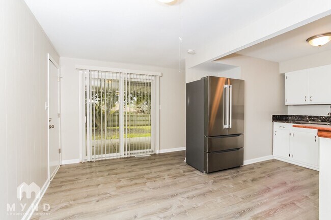 Building Photo - 1808 Pickering Dr