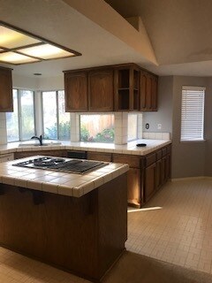 Building Photo - 460 S Lexington Dr