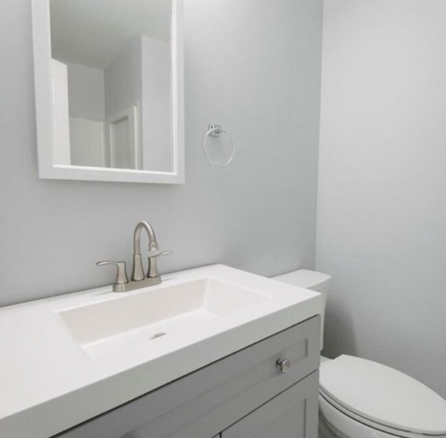 Updated Bathrooms - 1311 Park Glen Dr