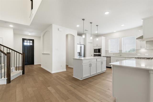 Building Photo - 1424 Bettolo Dr