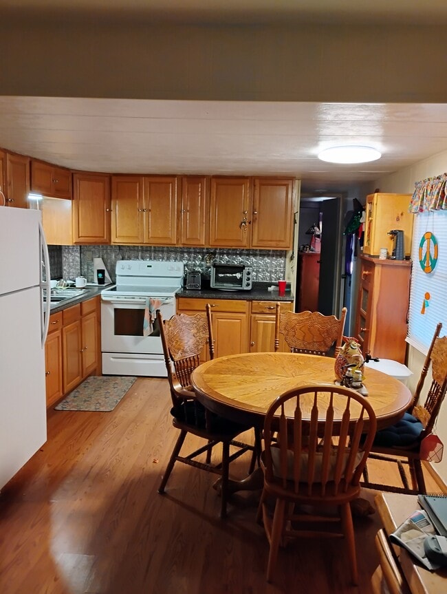 Building Photo - 3511 Indiana Ave