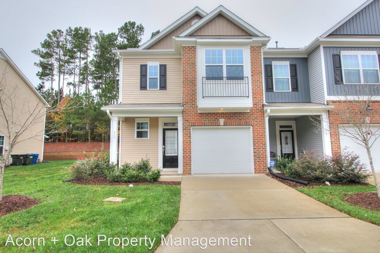 Primary Photo - 3 br, 2.5 bath House - 915 Saratoga Drive