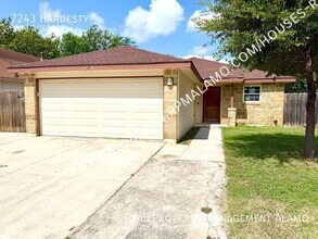 Building Photo - 7243 Hardesty