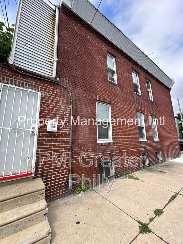 Building Photo - 1654 S Ringgold St