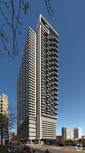 Building Photo - 235 W Van Buren St