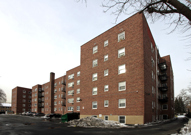 Building Photo - Clinton House