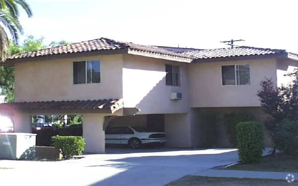 Building Photo - 8209 Lemon Ave