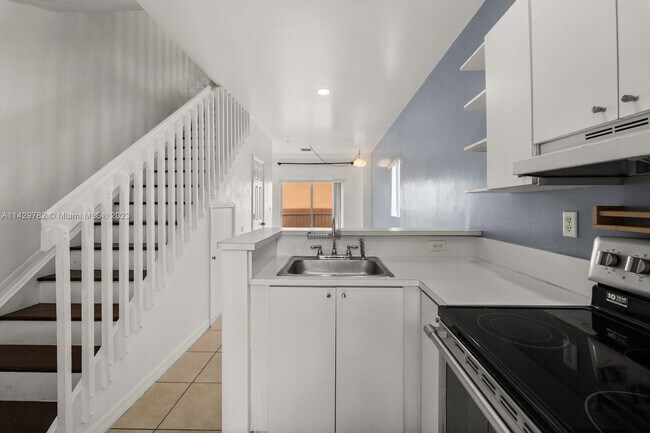 Foto del edificio - 928 SW 3rd St