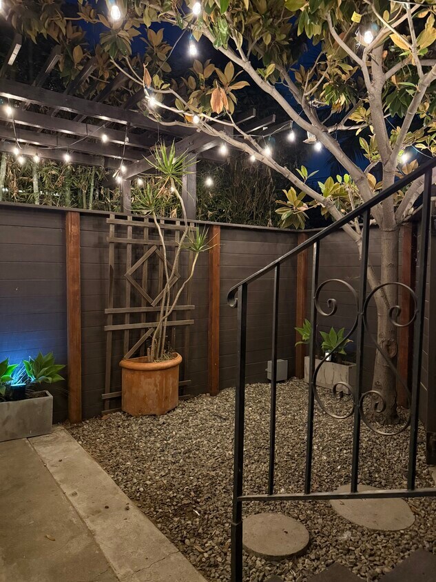 Foto principal - 1082 Meadowbrook Ave