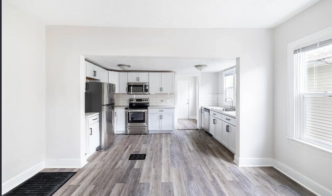 Foto del edificio - 450 N Kealing Ave