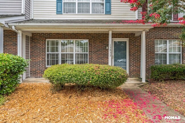 Foto del edificio - Charming 2BR House in Charlotte