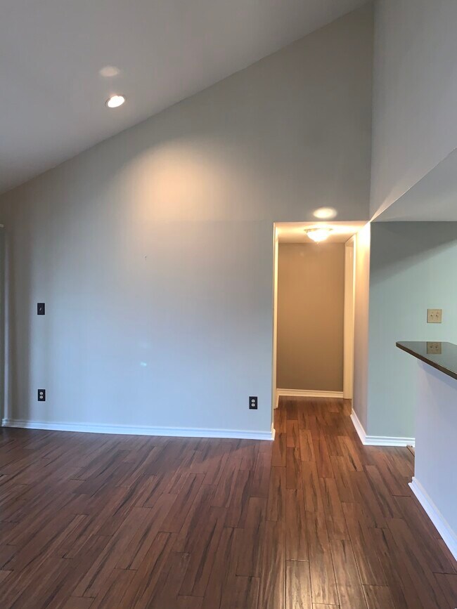 Building Photo - 12154 Penderview Terrace, Unit 1233