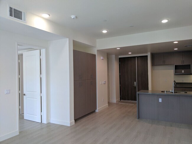 Foto del edificio - Monterey Bay Square (#308)